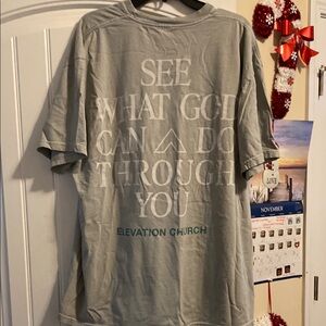 Xxl elevation church tee used
